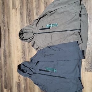 2 men's XXXL Hoodies